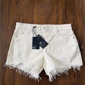 PAIGE Women's Cream relaxed boyfriend short NWT